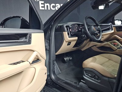 PORSCHE CAYENNE - 10