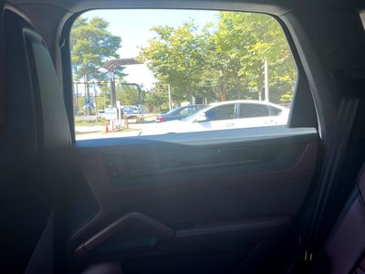 صورة 8 لـ 2025 Porsche CAYENNE