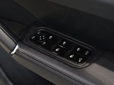 PORSCHE CAYENNE - 9