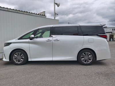 TOYOTA ALPHARD - 9