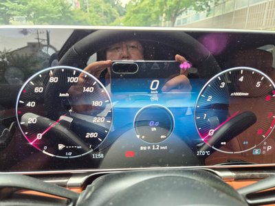 صورة 8 لـ 2025 MERCEDES-BENZ S-CLASS