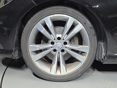 MERCEDES-BENZ E-CLASS - 6