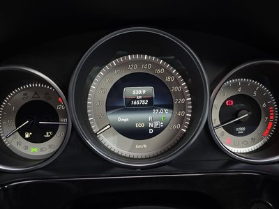 MERCEDES-BENZ E-CLASS - 8