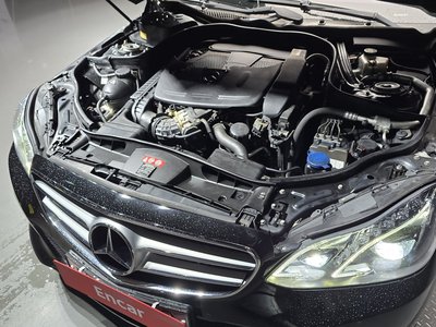 MERCEDES-BENZ E-CLASS - 7