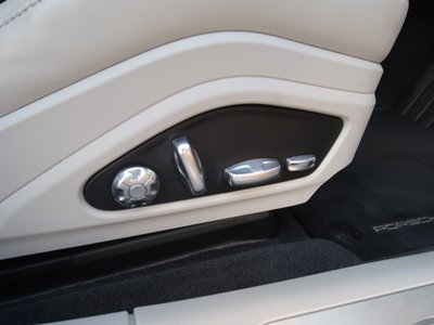 PORSCHE PANAMERA - 10