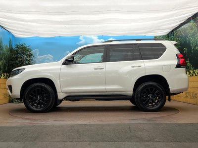 صورة مصغرة 32 لـ 2023 Toyota LAND CRUISER PRADO