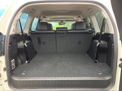 صورة مصغرة 38 لـ 2023 Toyota LAND CRUISER PRADO