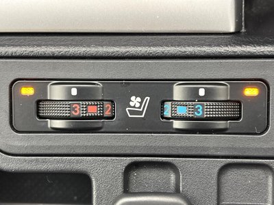صورة مصغرة 65 لـ 2023 Toyota LAND CRUISER PRADO