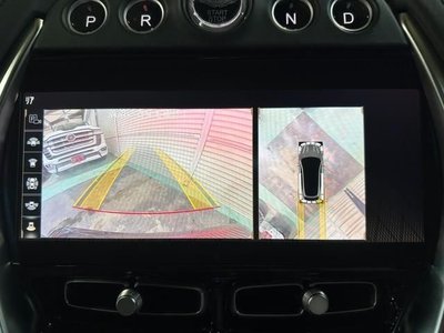 ASTON MARTIN DBX - 6