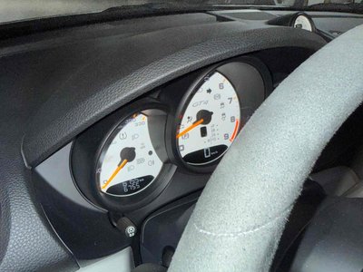 PORSCHE 718 CAYMAN - 8