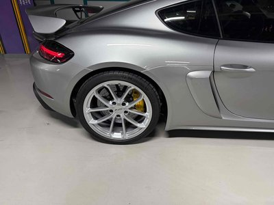 PORSCHE 718 CAYMAN - 7