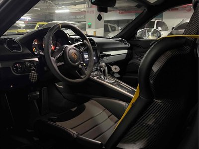 PORSCHE 718 CAYMAN - 5