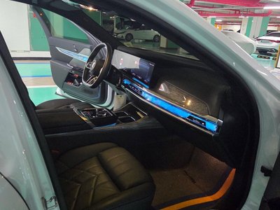 2024 BMW 7 SERIES photo 10