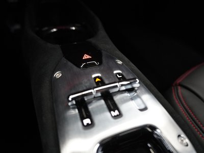 صورة مصغرة 33 لـ 2023 Ferrari 296 GTB