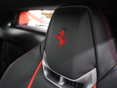 صورة مصغرة 22 لـ 2023 Ferrari 296 GTB