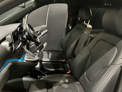 2024 Mercedes-BENZ V-CLASS photo 8