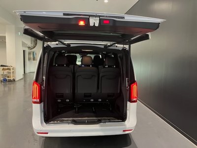 2024 Mercedes-BENZ V-CLASS photo 4