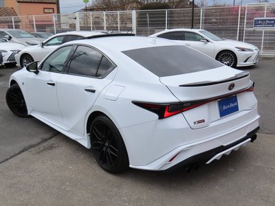 LEXUS IS - 9