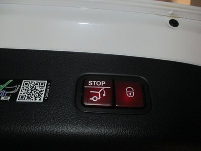 MERCEDES-BENZ GLC - 8