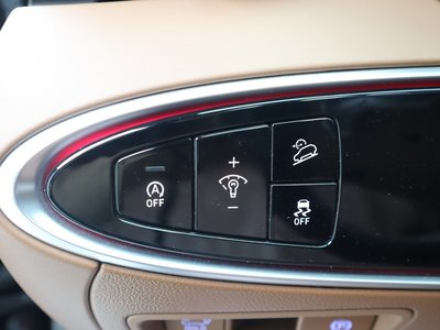 2021 Genesis GV70 — миниатюра 15