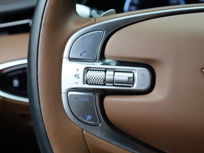 2021 Genesis GV70 — миниатюра 18