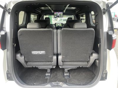 2024 Toyota ALPHARD thumbnail 32