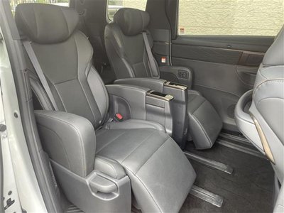 2024 Toyota ALPHARD photo 5