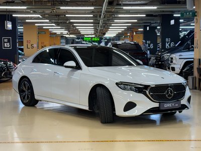 MERCEDES-BENZ E-CLASS