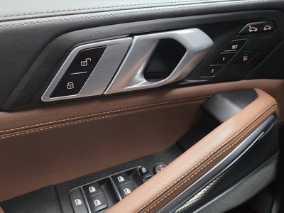 2021 BMW X6 — миниатюра 27