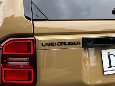 2025 Toyota LAND CRUISER 250 — миниатюра 27