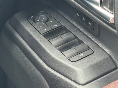 2025 Toyota LAND CRUISER 250 — миниатюра 40