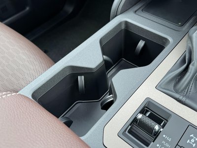 2025 Toyota LAND CRUISER 250 — миниатюра 48