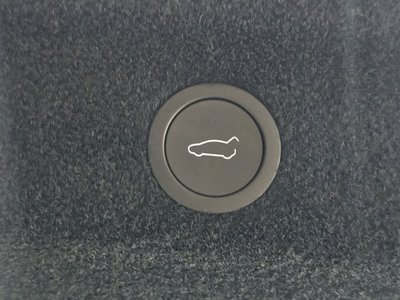 صورة مصغرة 34 لـ 2025 Tesla MODEL Y