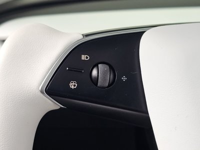 صورة مصغرة 20 لـ 2025 Tesla MODEL Y