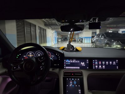 2021 Porsche TAYCAN 照片 7