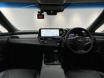 2023 Lexus ES photo 6