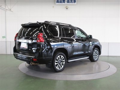 صورة 6 لـ 2023 Toyota LAND CRUISER PRADO