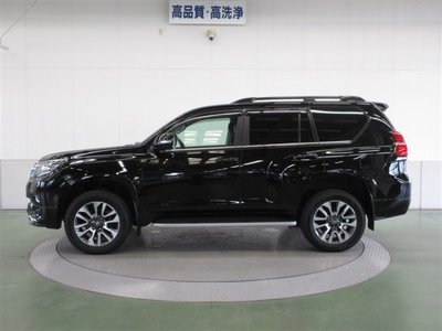 صورة 4 لـ 2023 Toyota LAND CRUISER PRADO