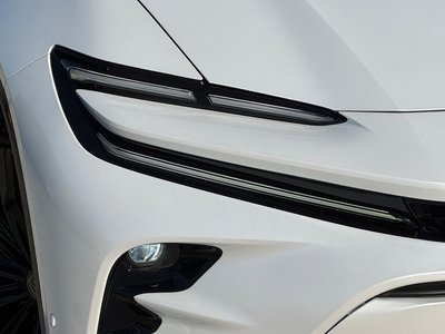 TOYOTA CROWN SPORT - 8