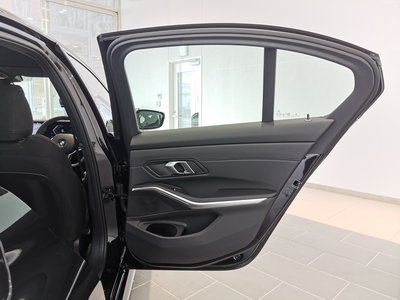 2025 BMW 3 SERIES 缩略图 52