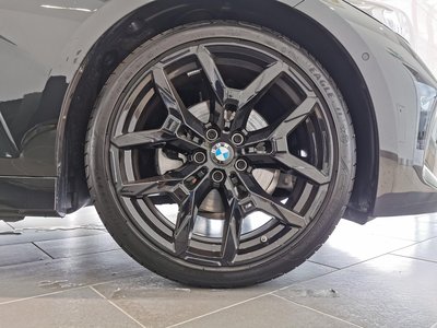 2025 BMW 3 SERIES 缩略图 17