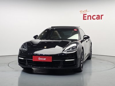 PORSCHE PANAMERA - 2