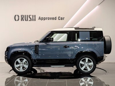 LAND ROVER DEFENDER - 7