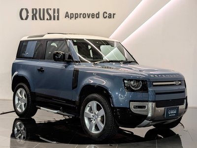 LAND ROVER DEFENDER - 1