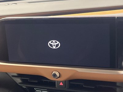 TOYOTA CROWN CROSSOVER - 4