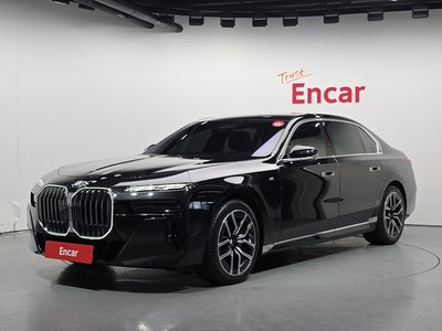 BMW 7 SERIES - 1