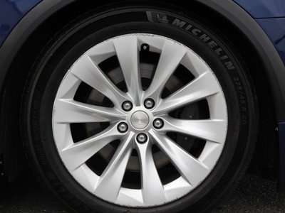 2020 Tesla MODEL X thumbnail 19