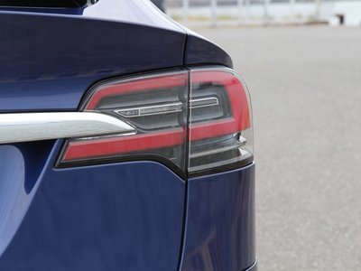 2020 Tesla MODEL X thumbnail 25