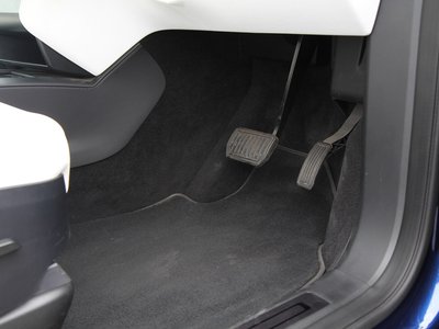 2020 Tesla MODEL X thumbnail 43