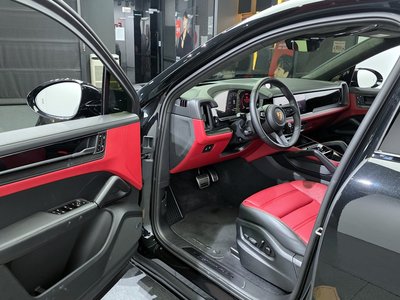 PORSCHE CAYENNE - 10